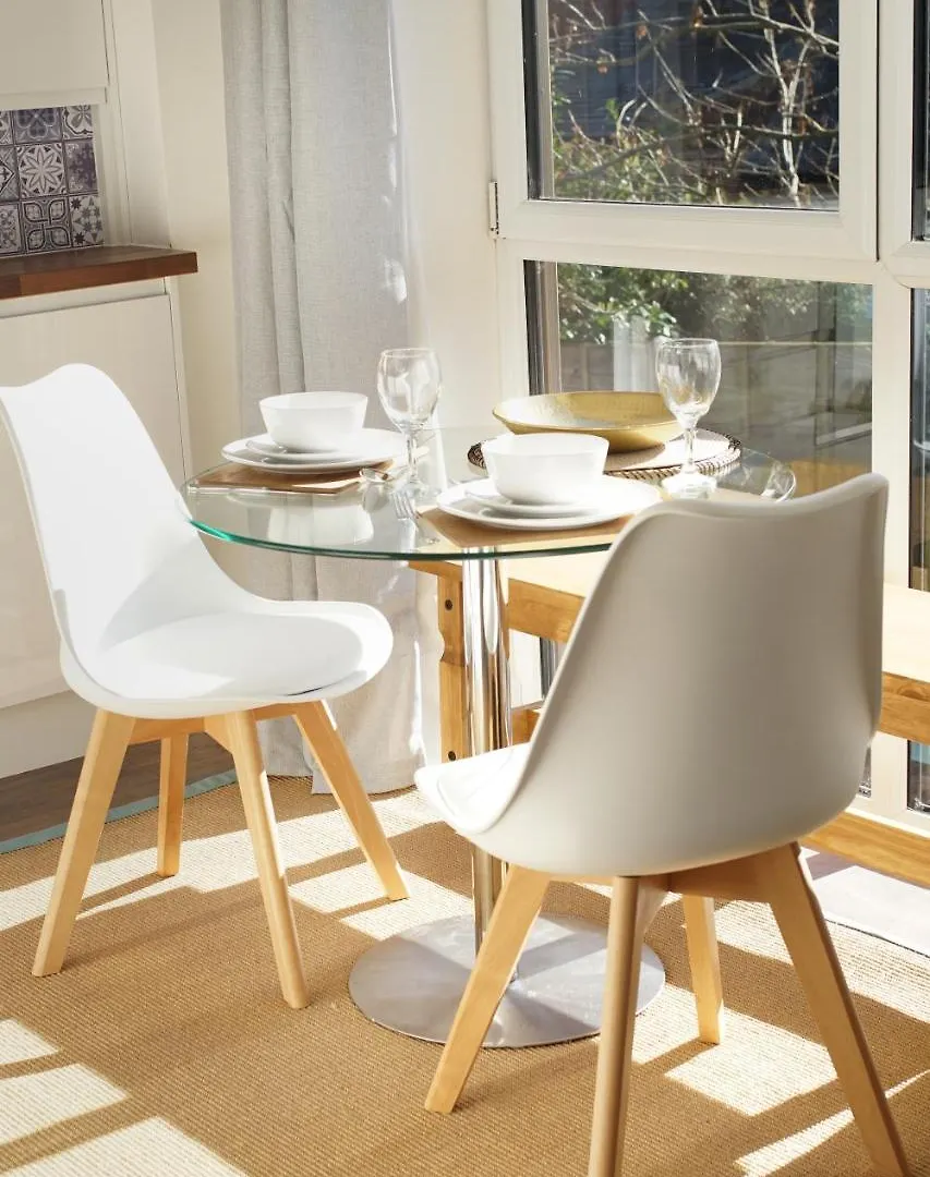 Apartment 3 Broadhurst Court Sleeps 4 Minutes From Town Centre & Train Stockport